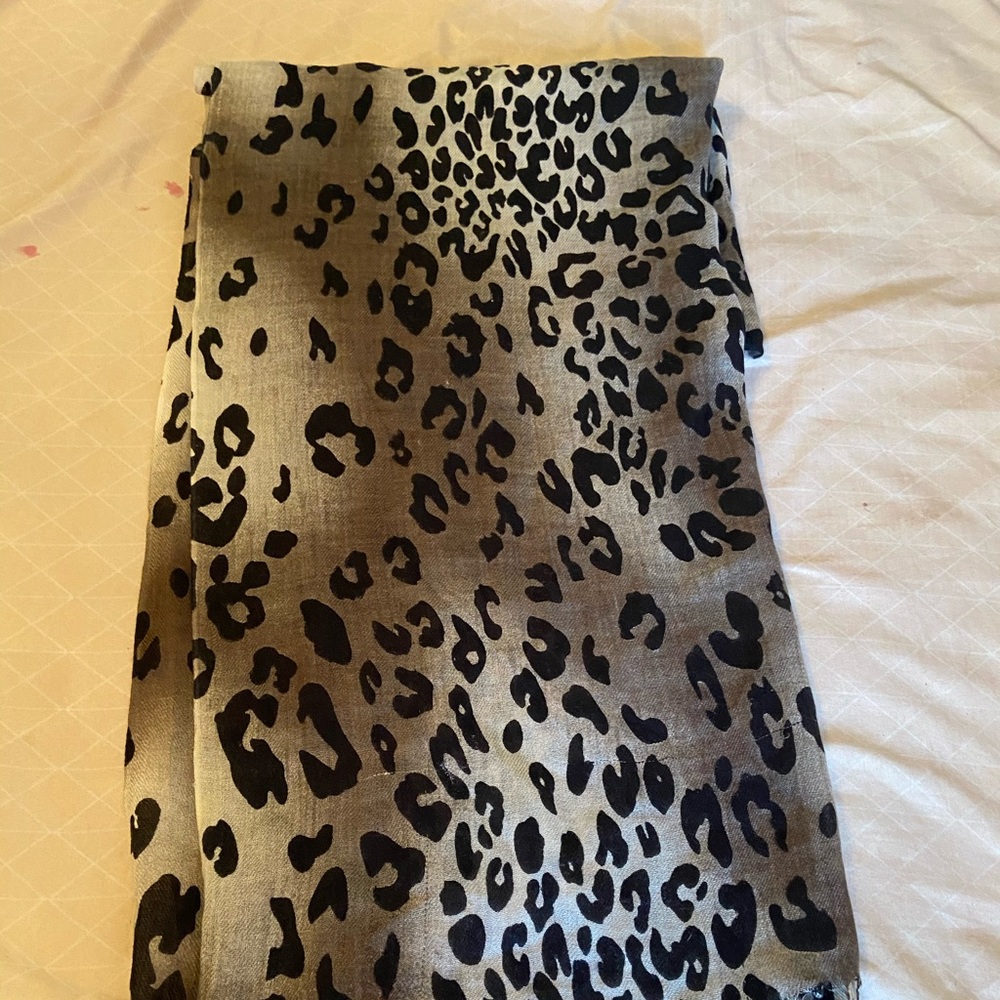 All year scarf